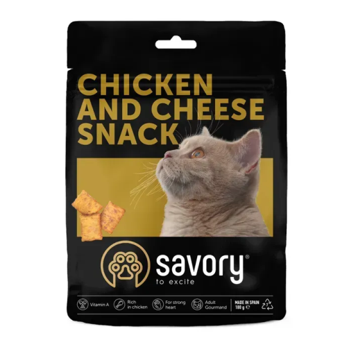 Лакомство для взрослых кошек Savory Cats Snacks Pillows Gourmand with Chicken and Cheese с курицей и сыром, подушечки - 180г