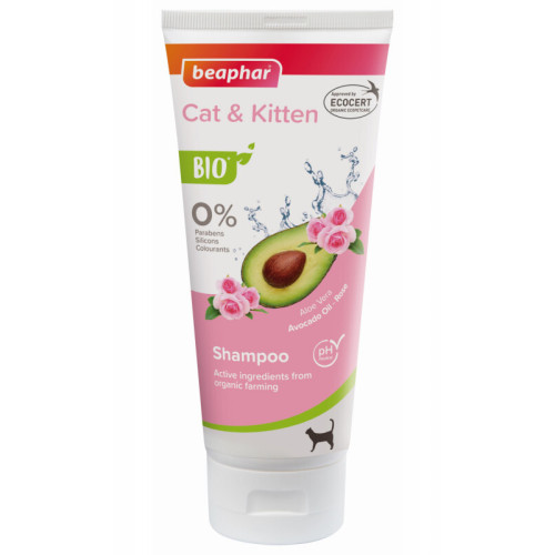 Французский шампунь Beaphar Bio Shampoo Cat & Kitten для взрослых кошек и котят 200 мл